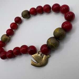 Vintage Red & Brass Beaded Stretch Bracelet w/ Gold-Tone Bird Charm Boho Jewelry